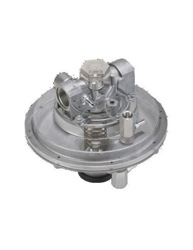 Variable ratio regulators with GIKH differential piloting